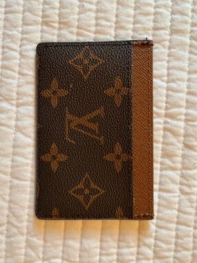 Louis Vuitton Monogram Canvas Card & Key Holder in Brown